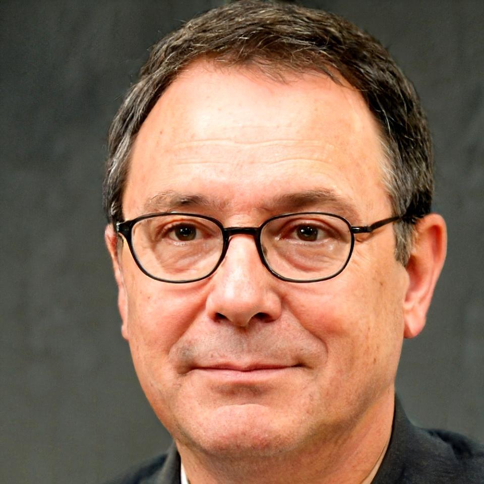 Senior Privacy Instructor